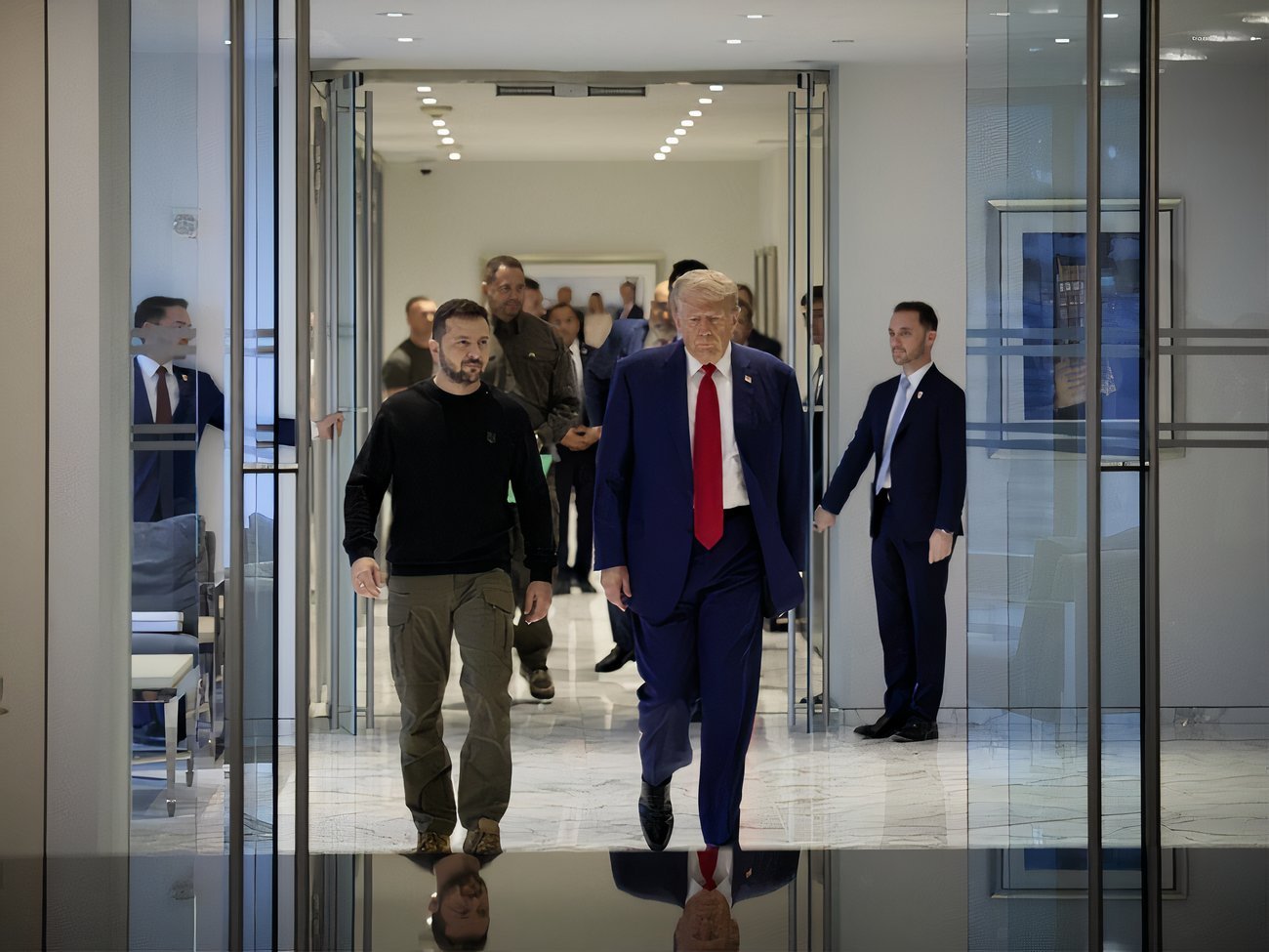 Зеленський хоче підписати з Трампом угоду про мінерали до його зустрічі з Путіним – Bloomberg