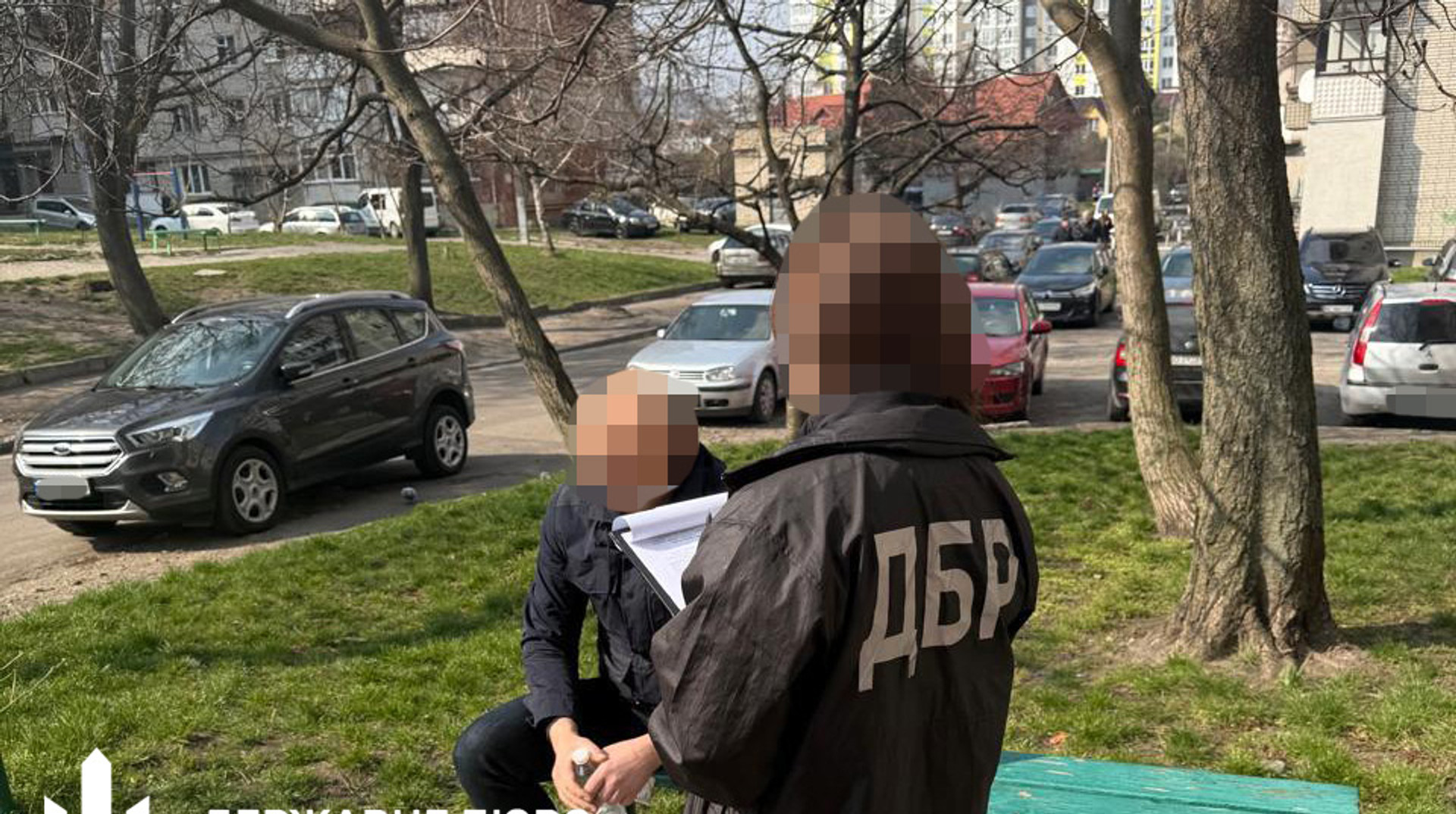 Обіцяв “зам’яти” смерть неповнолітнього на виробництві: на Волині викрили посадовця