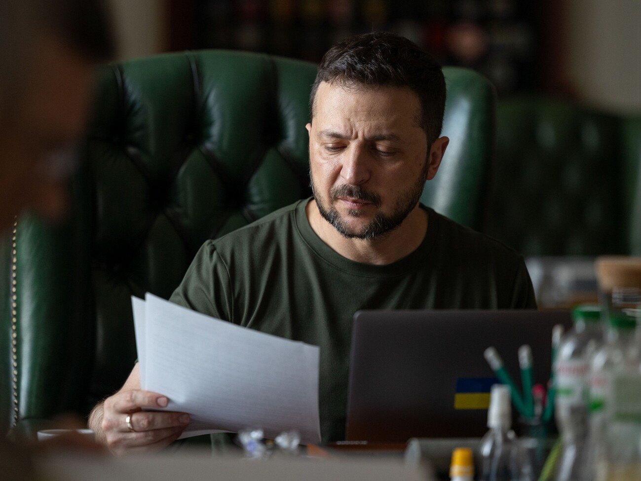 Зеленський запровадив санкції проти постачальників компонентів для Shahed