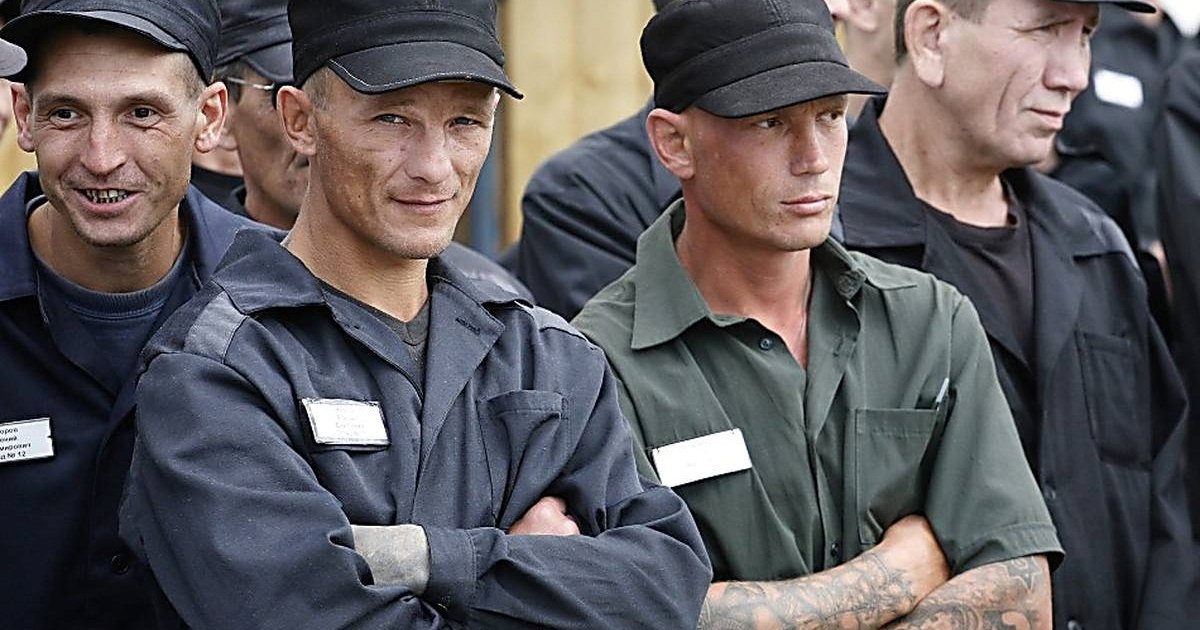 “Нова еліта Росії”. Як зеки допомагають Путіну будувати “світле майбутнє” — DSnews.ua