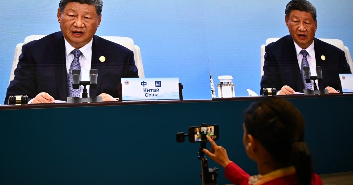 Сі Цзіньпін і васали. Які виклики кинув Китай Заходу на саміті ШОС — DSnews.ua