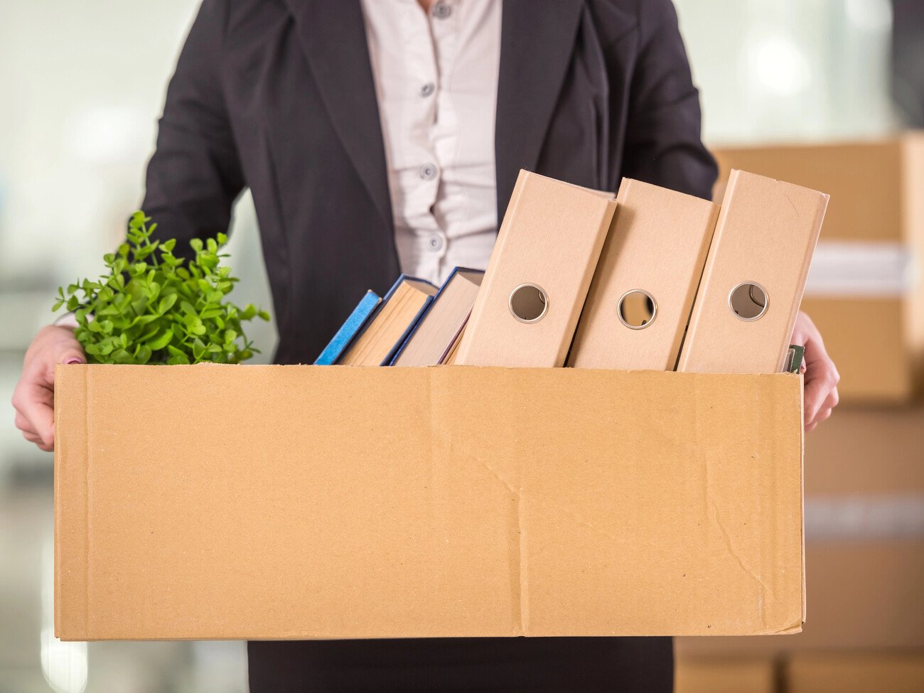 З Києва масово виїжджає бізнес. Які регіони приваблюють підприємців?