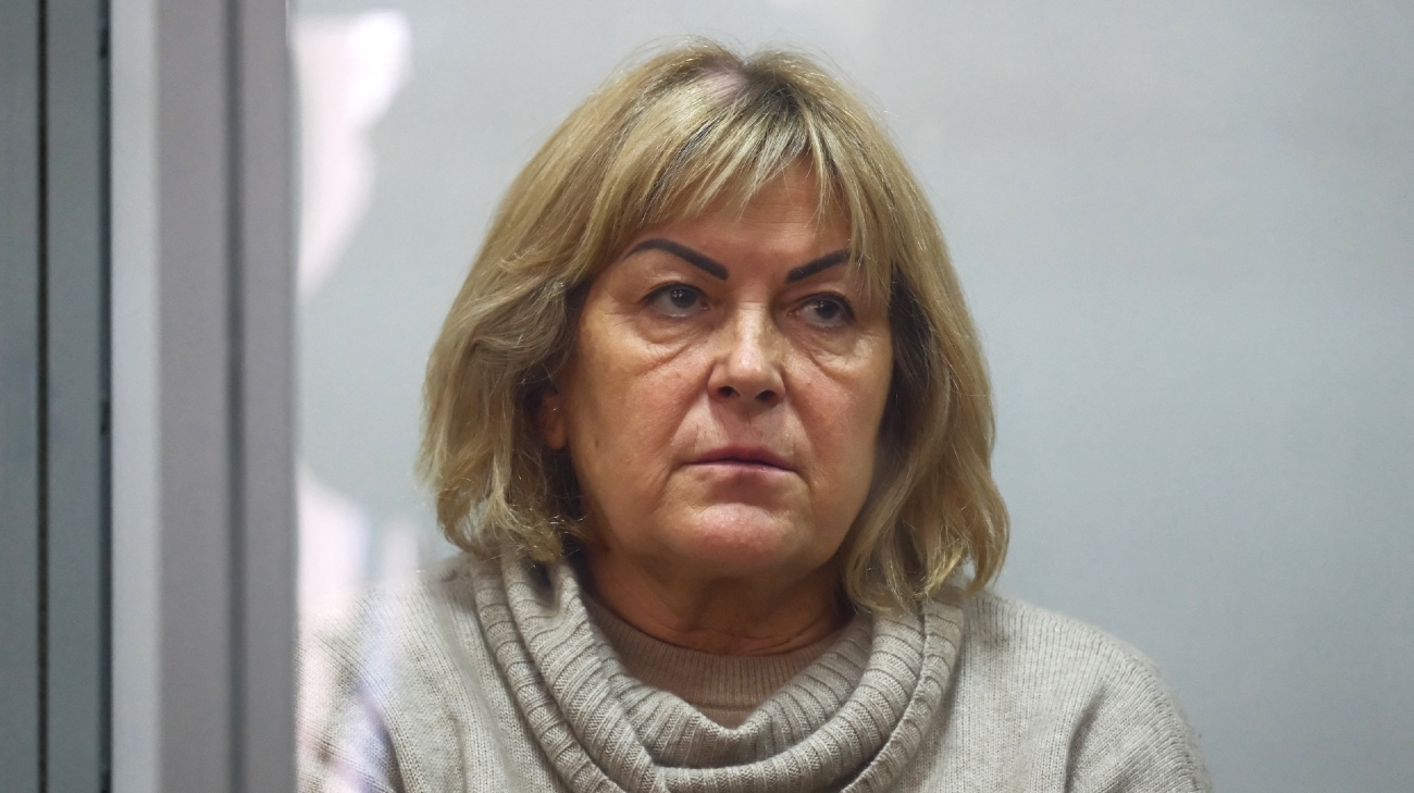 На екскерівницю Хмельницької МСЕК Крупу надягли електронний браслет