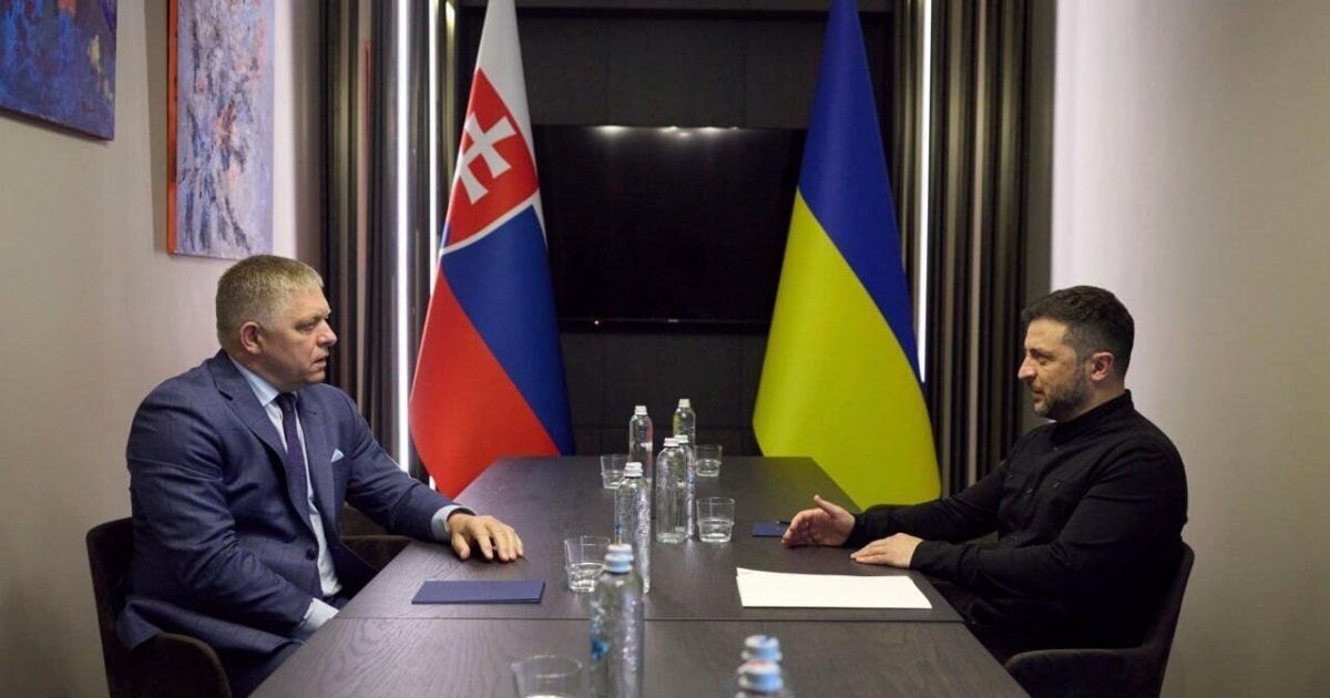 Фіцо в Ужгороді. Як словацький прем’єр обійшов Орбана у човниковій дипломатії