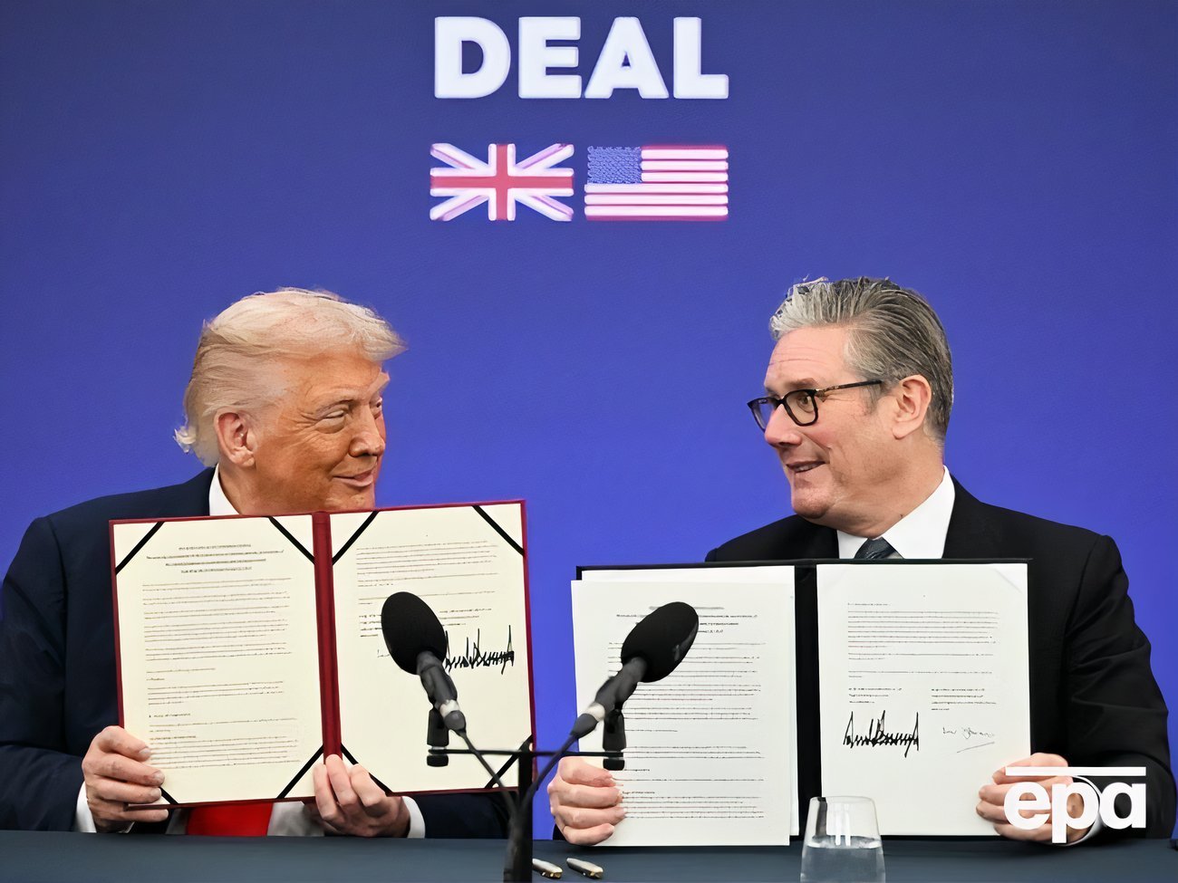 £250 млрд через Атлантику. Про що історична угода, яку підписали Трамп і Стармер?