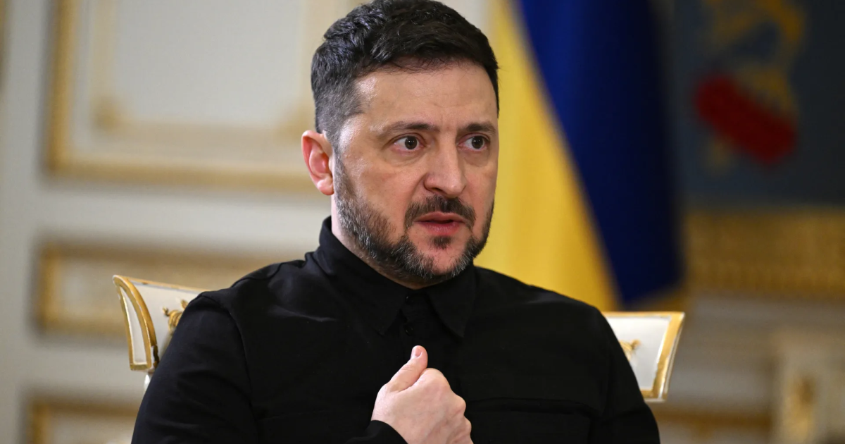 На одній дошці з Путіним. Чим закінчиться участь Зеленського у виборах в Угорщині