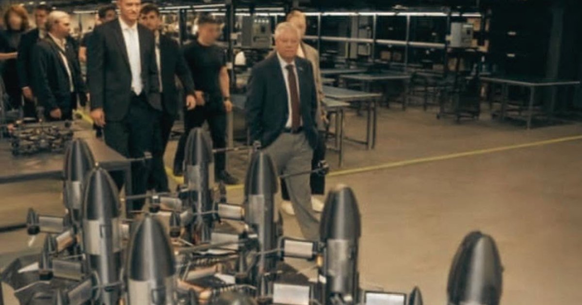Смерть сенатора Грема. Як Україні вшанувати пам’ять американського друга — DSnews.ua