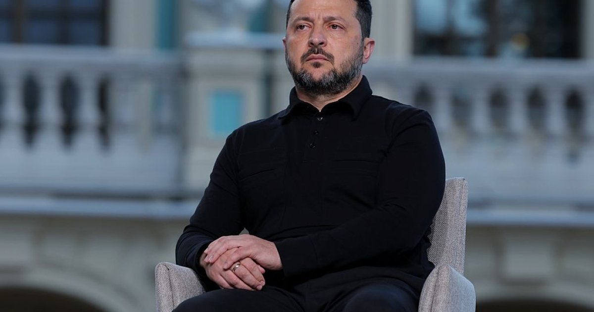 Криза Банкової. Хто тепер слухатиметься Зеленського

                    – Юрій Вишневський