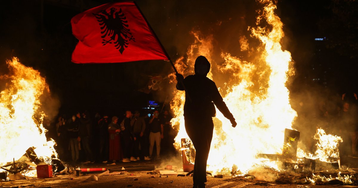Час мирних революцій минув. Кому можуть віддати владу бунтівні зумери та альфи

                    – Юрій Васильченко